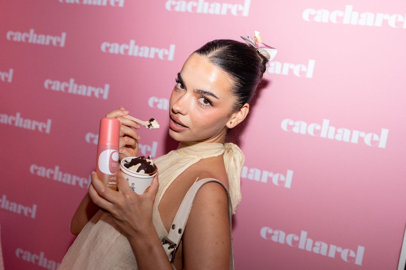 Cacharel, foto 3